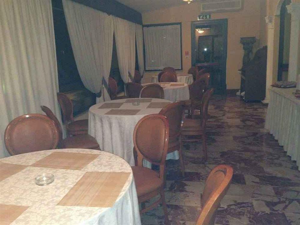 Hotel Miravalle Napels Buitenkant foto