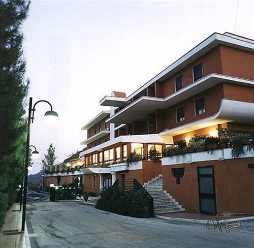 Hotel Miravalle Napels Buitenkant foto
