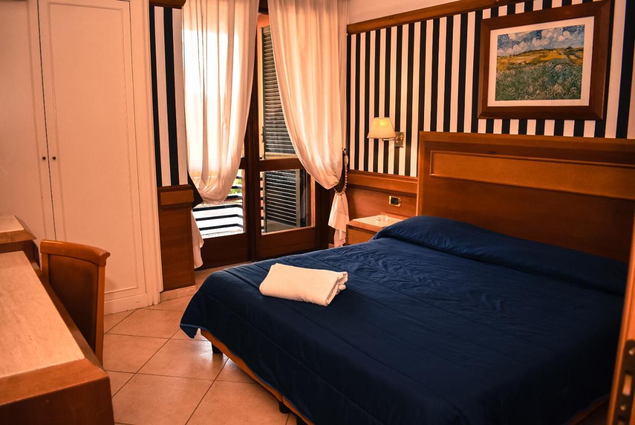 Hotel Miravalle Napels Buitenkant foto