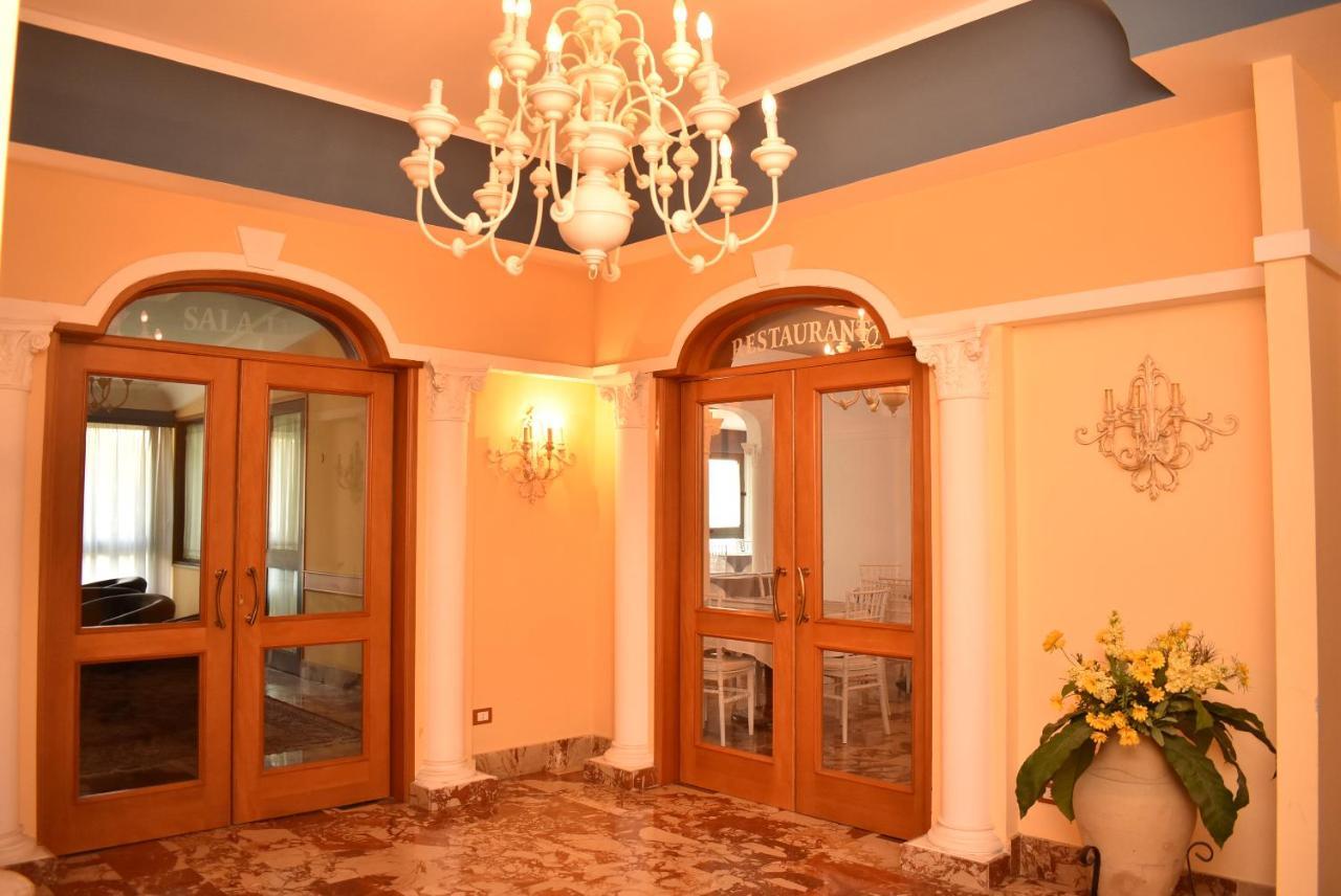 Hotel Miravalle Napels Buitenkant foto